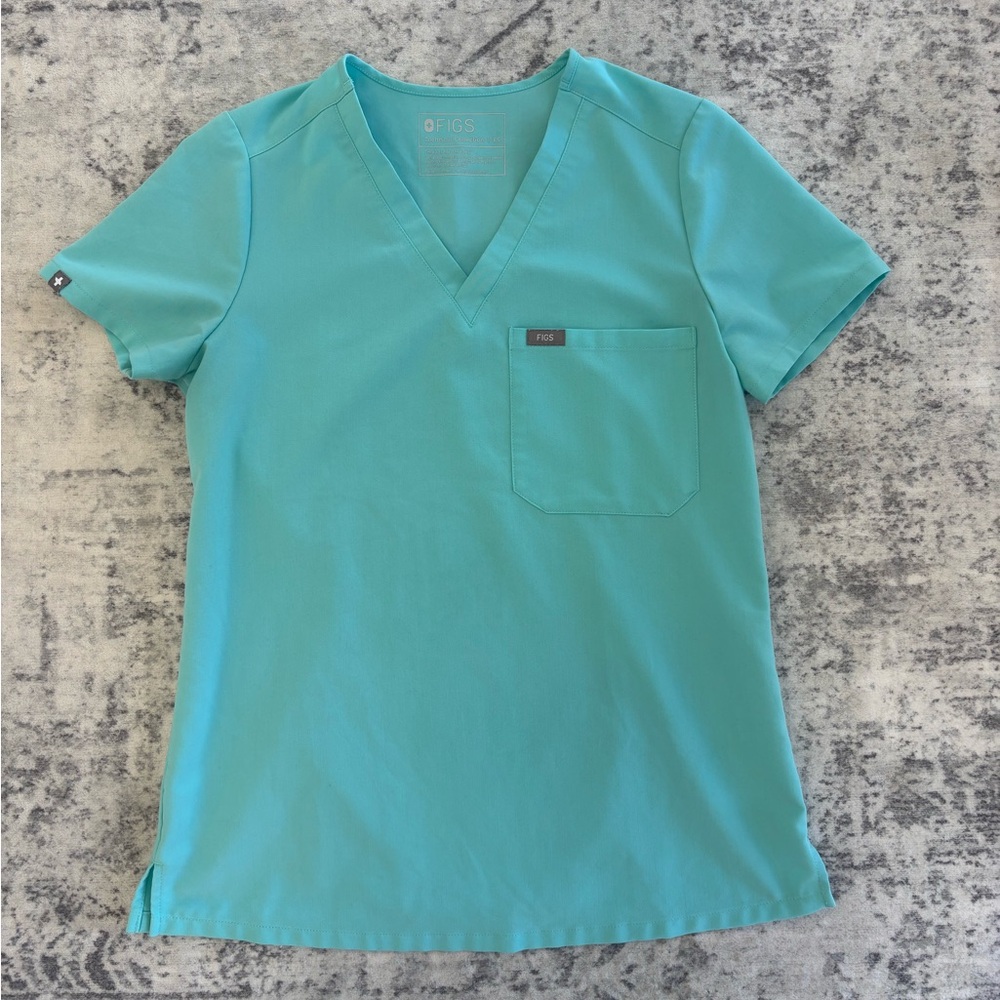 Figs Aqua 1 Pocket Scrub Top